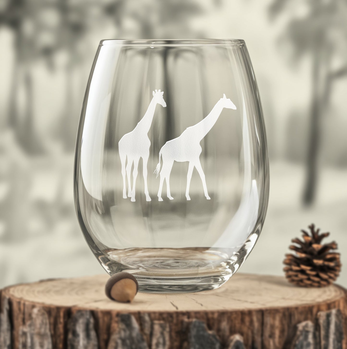 Stemless wine glass with Two Giraffes design – a beautiful giraffe illustration, ideal for wildlife lovers, zoo-themed gifts, and nature-inspired decor.