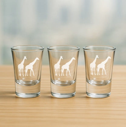 Set of 3 shot glasses featuring giraffe etching – unique custom animal barware, ideal gift for nature and wildlife enthusiasts